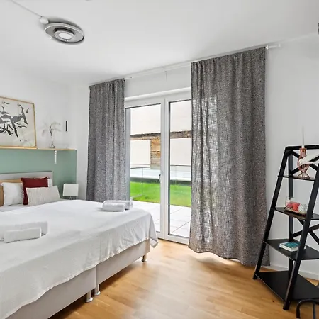Sali-homes R5 - New Build With Terrace In Center