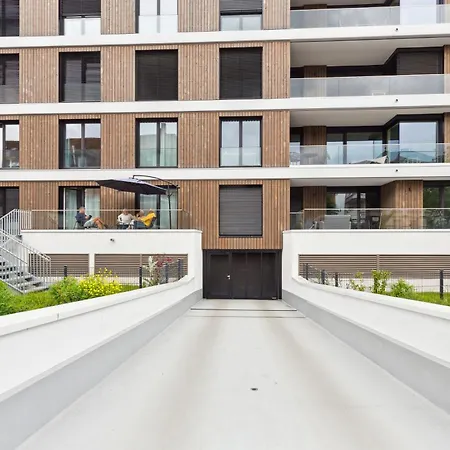 Sali-homes R5 - New Build With Terrace In Center Apartment *